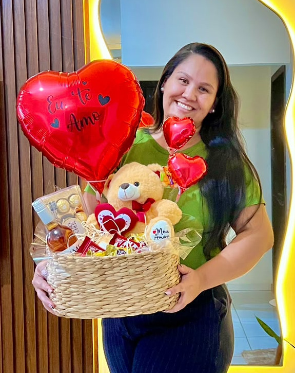 Rosas e flores — Mirela Flores
